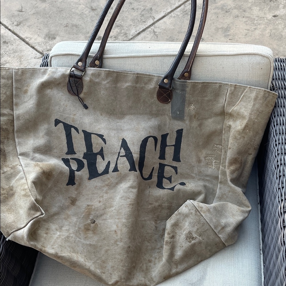VINTAGE ADDICTION Army Tent Canvas Tote - Brown